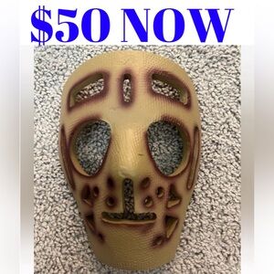 Rare Terry Sawchuk 2002 Upperdeck Goalie  Mask Collection Hockey Card